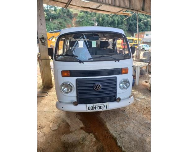 Foto de CAMIONETA VW/KOMBI, 2013/2014, ALC/GASOL, BRANCA, 9 LUGARES, CHASSI: 9BWMF07X8EP007978, RENAVAM: 00559037074, NO ESTADO EM QUE SE ENCONTRA.