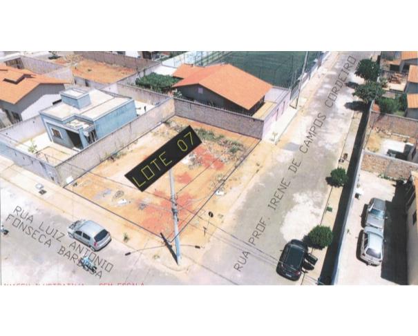 Foto de IMÓVEL URBANO: Área Institucional. Um lote de terreno nº 70, Quadra 32, setor 16, com área de 280,00m² (duzentos e oitenta metros quadrados), situada em Pompéu/MG, B: Morada do Sol, na Rua Luiz Antônio Fonseca Barbosa, NO ESTADO EM QUE SE ENCONTRA.
