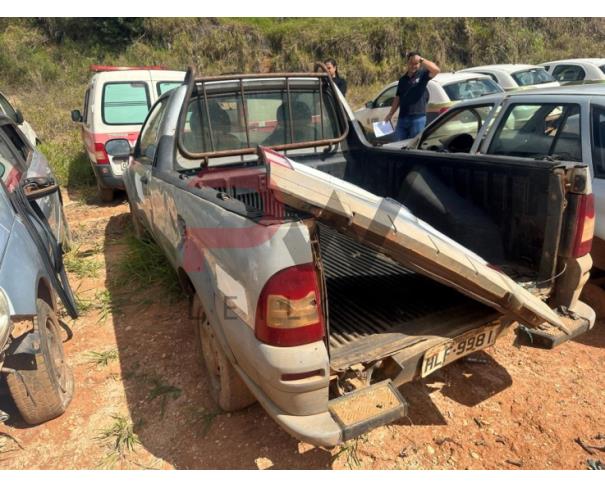 Foto de CARGA / CAMINHONETE FIAT/STRADA WORKING, 2012/2013, ALC/GASOL, PRATA, PLACA HLF-9981, RENAVAM: 00482159391, CHASSI: 9BD27805MD7566254, NO ESTADO EM QUE SE ENCONTRA.