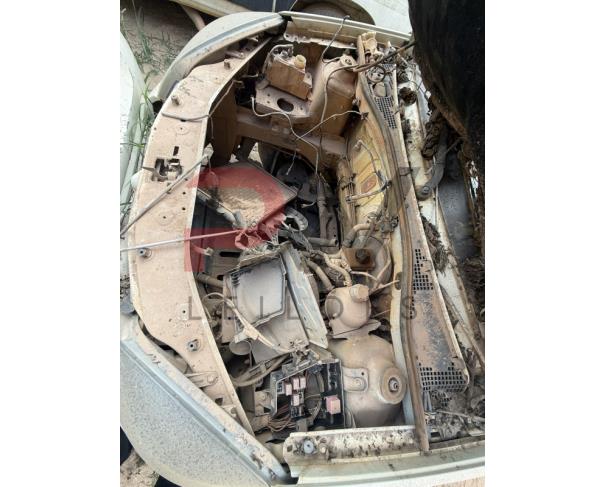 Foto de AUTOMOVEL RENAULT/SANDERO AUT1016V, ALCOOL/GASOLINA, BRANCA, 2013/2014, CHASSI: 93YBSR6RHEJ774291, RENAVAM: 00553453327, NO ESTADO EM QUE SE ENCONTRA.