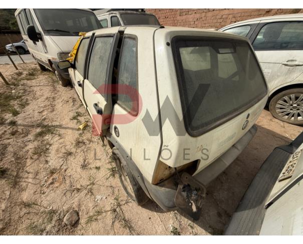 Foto de AUTOMOVEL FIAT/UNO MILLE WAY ECON, ALCOOL/GASOLINA, BRANCA, 2011/2012, CHASSI: 9BD15844AC6656269, RENAVAM: 00419142363, NO ESTADO EM QUE SE ENCONTRA.