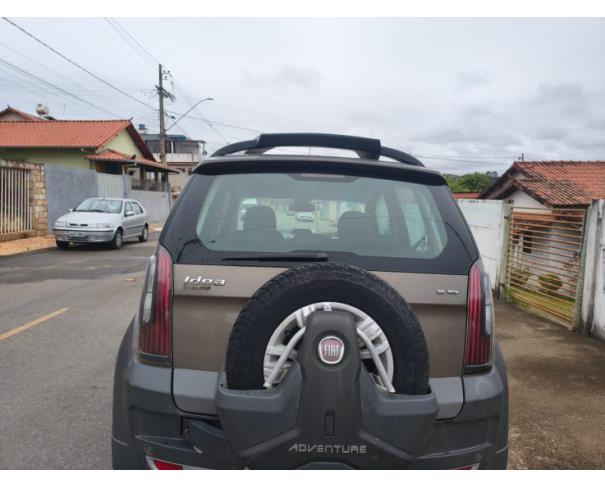 Foto de  AUTOMOVEL FIAT/IDEA ADVENTURE 1.8, ALCOOL/GASOLINA, CINZA, 2013/2014, NO ESTADO EM QUE SE ENCONTRA.
