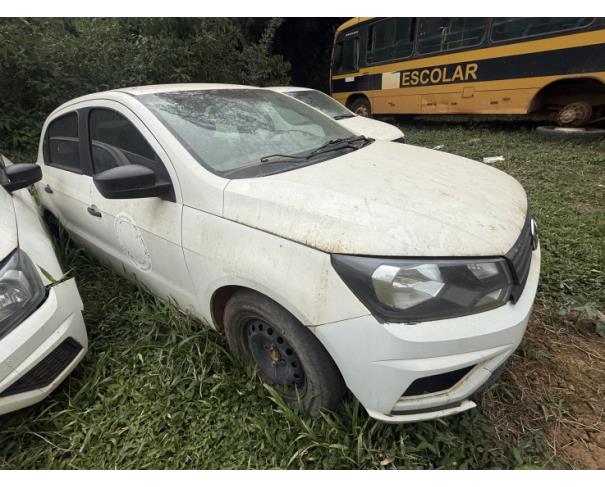 Foto de AUTOMOVEL VW/GOL 1.0L MC4, ALCOOL/GASOLINA, BRANCA, 2020/2021, CHASSI: 9BWAG45U2MT032459, RENAVAM: 01234447476, NO ESTADO EM QUE SE ENCONTRA.