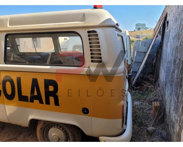 Foto de MISTO / CAMIONETA VW/KOMBI, 2013/2014, BRANCA, ALC/GASOL, PLACA OWM-4571, CHASSI: 9BWMF07X8EP014719, RENAVAM: 00596233051, NO ESTADO EM QUE SE ENCONTRA.