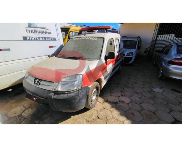 Foto de CAMINHONE I/PEUGEOT PART GREENCAR, 2018/2019, ALC/GASOL, BRANCA, CHASSI: 8AEGCNFN8KG503957, RENAVAM: 01234788419, NO ESTADO EM QUE SE ENCONTRA.