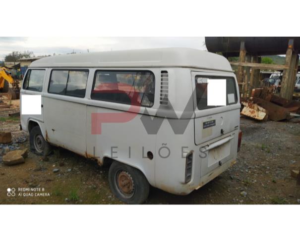 Foto de MISTO / CAMIONETA VW/KOMBI, 2007/2008, BRANCA, ALC/GASOL, PLACA LPA-3C97, CHASSI: 9BWGF07XX8P001777, RENAVAM: 00925189464, NO ESTADO EM QUE SE ENCONTRA.