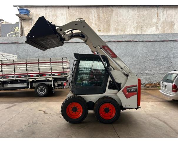 Foto de BOB CAT S-450, ANO 2021, 1.569 HS, NO ESTADO EM QUE SE ENCONTRA.