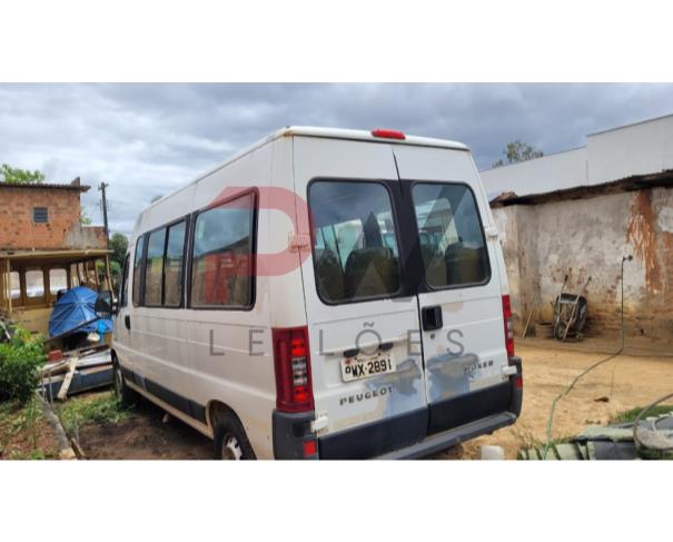 Foto de PASSAGEIRO / MICROONIBUS PEUGEOT/BOXER M350LH 2.3, DIESEL, BRANCA, 2015/2016, PLACA PWX-2891, CHASSI: 936ZCWMMCG2155580, RENAVAM: 01068363034, NO ESTADO EM QUE SE ENCONTRA. 