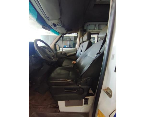 Foto de MICROONIBUS, I/M.BENZ 415CDISPRINTERM, 2014/2014, BRANCA, DIESEL, CHASSI: 8AC906633EE097310, RENAVAM: 01026270453, NO ESTADO EM QUE SE ENCONTRA.