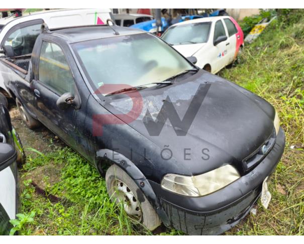 Foto de CAR/CAMINHONETE/C. ABERT, FIAT/STRADA FIRE, PRETA, GASOLINA, 2004/2005, CHASSI: 9BD27801052434748, RENAVAM: 845468669, NO ESTADO EM QUE SE ENCONTRA.