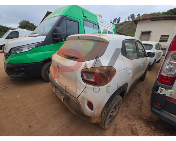 Foto de AUTOMOVEL, RENAULT/KWID INTENS 2, BRANCA, 2023/2024, ALCOOL/GASOLINA, CHASSI: 93YRBB005RJ725436, RENAVAM: 01355812736, NO ESTADO EM QUE SE ENCONTRA.