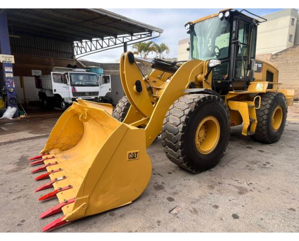 Foto de PÁ-CARREGADEIRA CATERPILLAR 938K, COR AMARELA, ANO 2016, Nº DE SÉRIE W8K00280, NO ESTADO EM QUE SE ENCONTRA.
