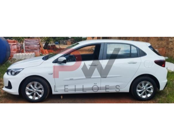 Foto de AUTOMOVEL CHEV/ONIX 1 0MT LT2, ALCOOL/GASOLINA, BRANCA, 2022/2023, CHASSI: ...30886, NO ESTADO EM QUE SE ENCONTRA.