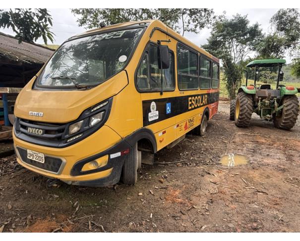 Foto de ONIBUS IVECO/SOULCLASS 70C17 HE, DIESEL, AMARELA, 2018/2019, CHASSI: 93ZL72C01K8481509, RENAVAM:01164113868 , NO ESTADO EM QUE SE ENCONTRA.