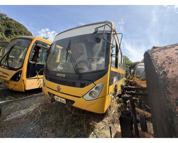 Foto de ONIBUS IVECO/GRANCLASS 150S21E, DIESEL, AMARELA, 2018/2019, CHASSI: 93ZA01LF0K8933705, RENAVAM: 01157717710, NO ESTADO EM QUE SE ENCONTRA.
