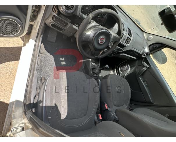 Foto de AUTOMOVEL FIAT/PALIO ATTRACTIV 1.0, ALCOOL/GASOLINA, BRANCA, 2017/2017, CHASSI: ...03298, NO ESTADO EM QUE SE ENCONTRA. 
