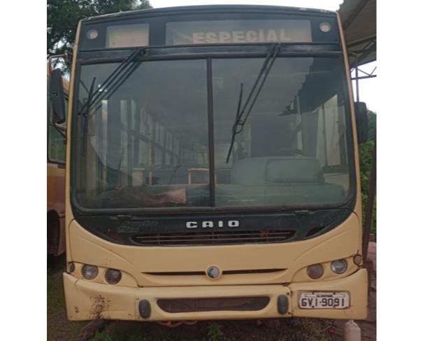 Foto de ONIBUS M.BENZ/CAIO APACHES21 U, DIESEL, BEGE, 2002/2002, CHASSI: 9BM3840672B303508, RENAVAM: 00789323850, NO ESTADO EM QUE SE ENCONTRA.