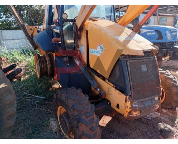 Foto de RETROESCAVADEIRA JCB, 4X4, ANO 2012,NUMEROS DE PLAQUETA 9B9214T74DBDT4524 - *S1N028445* - 441/00760/12/106587 – JCB2132524JCB – 448/57470/12/72425 – 450/44800/07/15113 – 03/2200, NO ESTADO EM QUE SE ENCONTRA. 