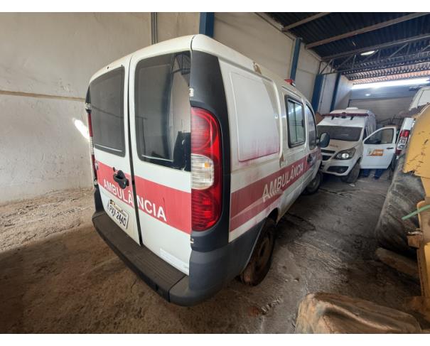 Foto de CAMINHONETE FIAT/DOBLO RONTAN AMB2, ALCOOL/GASOLINA, BRANCA, 2016/2016, CHASSI: 9BD22315UG2042007, RENAVAM: 01087829620, NO ESTADO EM QUE SE ENCONTRA. 