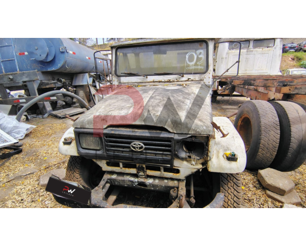 Foto de CARGA / CAMIONETA TOYOTA/BANDEIRANTE, 1991/1991, DIESEL, BRANCA, CHASSI: 9BR0J0040M1014207, RENAVAM: 00607393220, NO ESTADO EM QUE SE ENCONTRA. CHASSI EMPENADO.