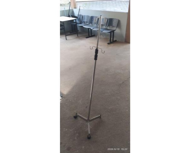 Foto de LOTE CONTENDO BENS DIVERSOS, COMO MOBILIÁRIOS, MATERIAIS HOSPITALARES, ENTRE OUTROS, NO ESTADO EM QUE SE ENCONTRA.
