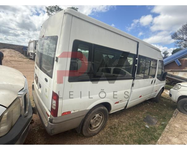 Foto de PASSAGEIRO / MICROONIBUS I/FORD TRANSIT 350L BUS, 2013/2014, DIESEL, BRANCA, CHASSI: WF0DXPTDFETC62391, RENAVAM: 00993565697, NO ESTADO EM QUE SE ENCONTRA. EM FUNCIONAMENTO, MOTOR COM PERDA DE POTÊNCIA.