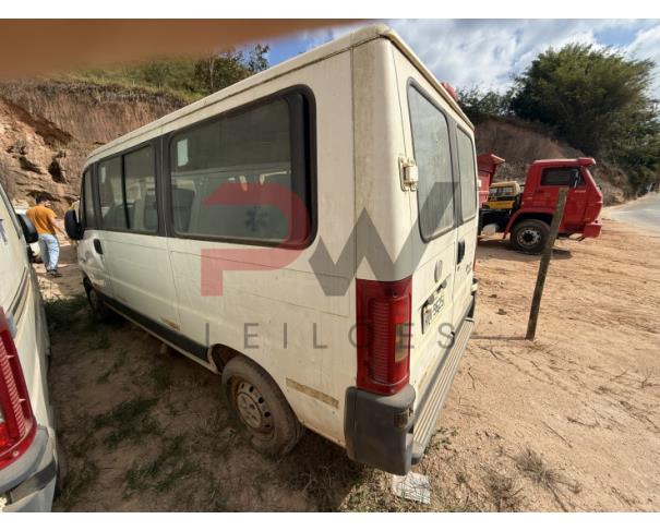 Foto de MICROONIBUS FIAT/DUCATO MINIBUS, DIESEL, 2012/2013, BRANCA, CHASSI: 93W244M24D2108163, RENAVAM: 002645946, NO ESTADO EM QUE SE ENCONTRA.