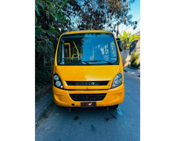 Foto de ONIBUS IVECO/CITYCLASS 70C17, DIESEL, AMARELA, 2012/2013, NO ESTADO EM QUE SE ENCONTRA.