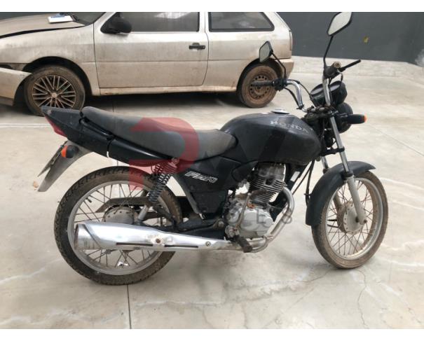 Foto de PASSAGEIRO /HONDA /CG 125 FAN / Placa: HFV1A65 / UF: MG / Município: Ubá / Ano fabricação: 2008 / Ano modelo: 2008 / Cor: PRETA / Chassi: 9C2JC30708R253758 / Motor: JC30E78253758 / RENAVAM: 00119507684, NO ESTADO EM QUE SE ENCONTRA. 