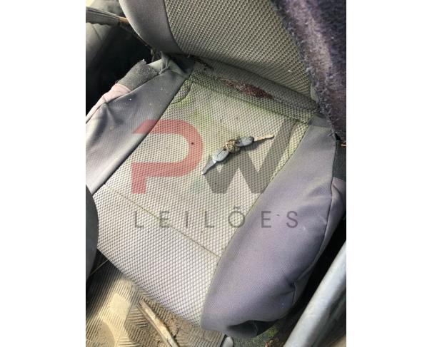 Foto de SUCATA / FIAT / UNO MILLE IE / PLACA: JEB2841 / UF: MG / MUNICÍPIO: BRUMADINHO / ANO FABRICAÇÃO: 1995 / ANO MODELO: 1995 / VERDE / CHASSI: 9BD146067S5630780 / MOTOR: 146A70114816591 / RENAVAM: 00645262200, NO ESTADO EM QUE SE ENCONTRA.