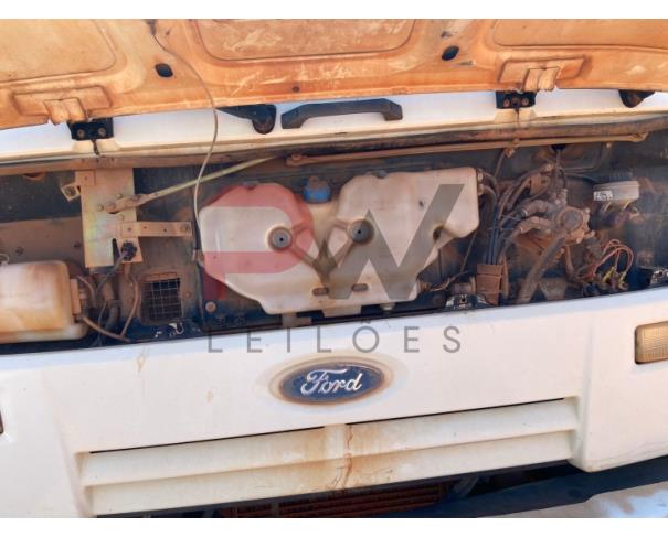 Foto de CAR/CAMINHÃO BASCULANTE FORD/CARGO1717 E, DIESEL,  ANO/MOD 2006/2006, COR BRANCA, NO ESTADO EM QUE SE ENCONTRA.