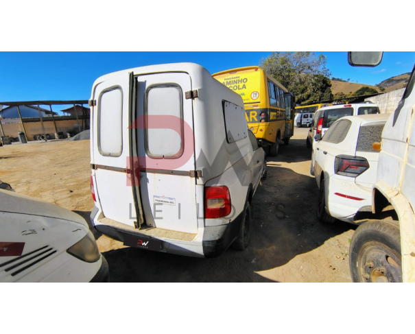 Foto de CAMINHONE VW/SAVEIRO UNIVIDAS AMB, 2014/2015, ALC/GASOL, BRANCA, CHASSI: 9BWKB45U3FP064769, RENAVAM: 01035969979, NO ESTADO EM QUE SE ENBCONTRA.