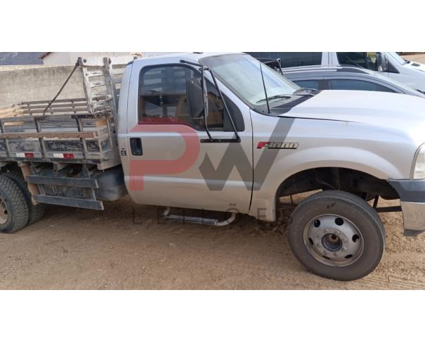 Foto de CAR/CAMINHÃO/C.ABERTA FORD/ F4000 P, DIESEL, 2017/2017, PRATA, RENAVAM: 01122968334, CHASSI: 9BFLF47P8HB011288,NO ESTADO EM QUE SE ENCONTRA.
