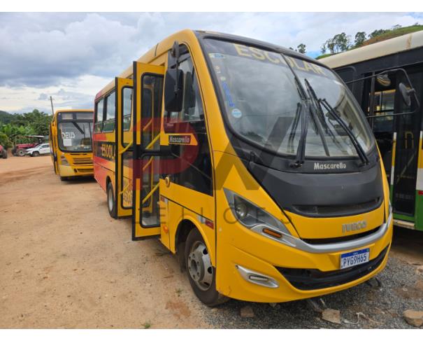 Foto de ONIBUS, IVECO/ WAYCLASS 70C17HDE, AMARELA, 2016/2016, DIESEL, CHASSI: 93ZL68C01G8469258, RENAVAM: 01096237536, NO ESTADO EM QUE SE ENCONTRA.