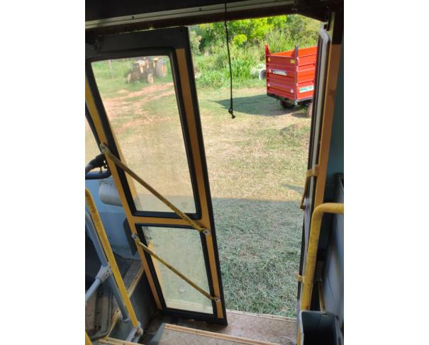 Foto de ONIBUS, IVECO/CITYCLASS 70C17, 2013/2013, AMARELA, DIESEL, CHASSI: 93ZL68C01D8452777, RENAVAM: 00565518089, NO ESTADO EM QUE SE ENCONTRA.