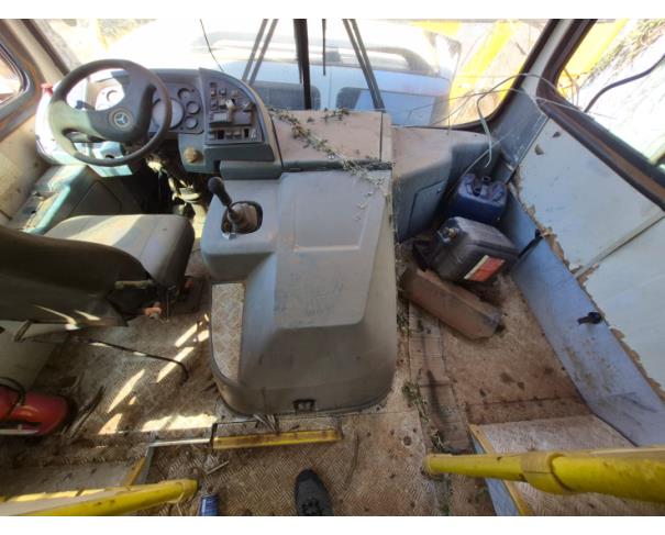 Foto de ONIBUS M.BENZ/INDUSCAR FOZ U, DIESEL, AMARELA, 2010/2010, CHASSI: 9BM384067AB724249, RENAVAM:00226541860, NO ESTADO EM QUE SE ENCONTRA. 