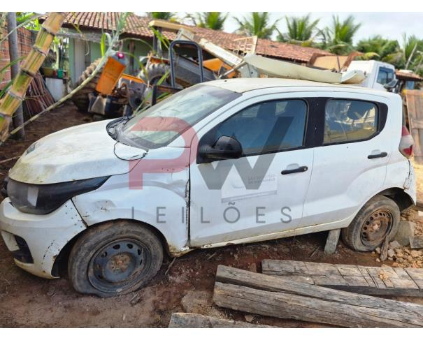 Foto de AUTOMOVEL, FIAT/MOBI LIKE, BRANCA, 2019/2020, ALCOOL/GASOLINA, CHASSI: 9BD341A5XLY630148, RENAVAM: 01197422150, NO ESTADO EM QUE SE ENCONTRA.