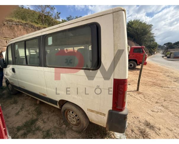 Foto de MICROONIBUS FIAT/DUCATO MINIBUS, DIESEL, 2012/2013, BRANCA, CHASSI: 93W244M24D2108163, RENAVAM: 002645946, NO ESTADO EM QUE SE ENCONTRA.