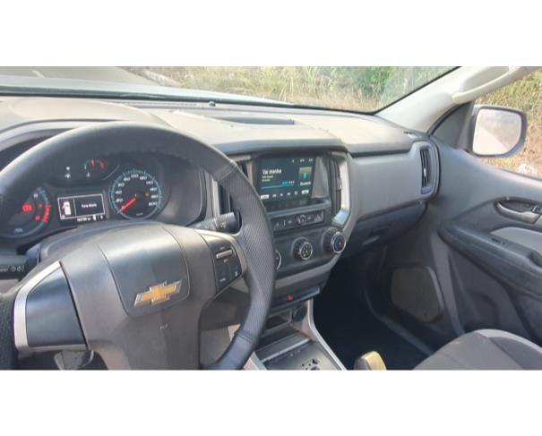 Foto de CAMINHONETE CHEVROLET/S10 LT FD2A, ALCOOL/GASOLINA, BRANCA, 2017/2018, NO ESTADO EM QUE SE ENCONTRA.