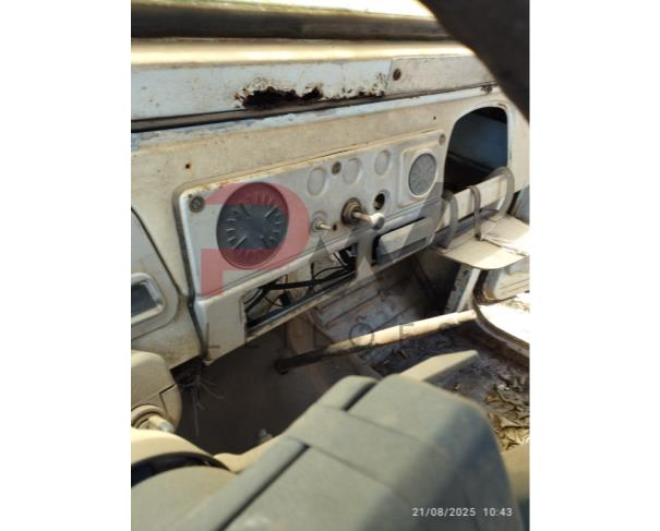 Foto de CARGA / CAMIONETA TOYOTA/BANDEIRANTE, 1991/1991, DIESEL, BRANCA, CHASSI: 9BR0J0040M1014207, RENAVAM: 00607393220, NO ESTADO EM QUE SE ENCONTRA. CHASSI EMPENADO.