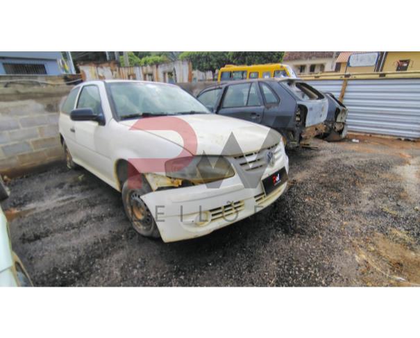 Foto de AUTOMOVEL VW/GOL 1.0 GIV, 2013/2014,BRANCA, ALCOOL/GASOLINA,  CHASSI: ...48917, NO ESTADO EM QUE SE ENCONTRA.