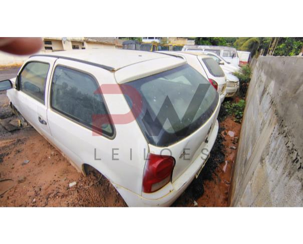 Foto de AUTOMOVEL VW/GOL 1.0 GIV, 2013/2014,BRANCA, ALCOOL/GASOLINA,  CHASSI: ...48917, NO ESTADO EM QUE SE ENCONTRA.