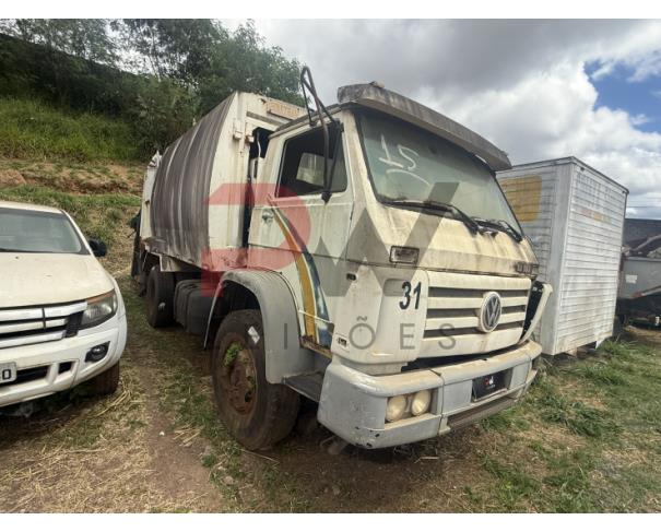 Foto de CARGA / CAMINHAO VW/13.180, 2000/2000, DIESEL, AZUL, CHASSI: 9BWX2VHP1YRY03663, RENAVAM: 00735554382, NO ESTADO EM QUE SE ENCONTRA. MOTOR AVARIADO.