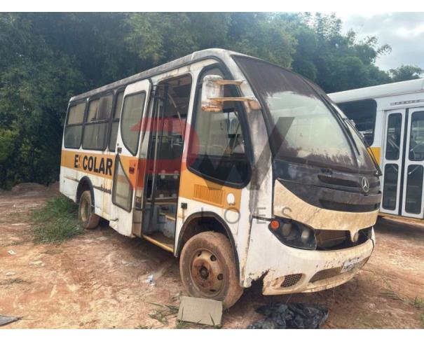 Foto de PAS/ONIBUS M.BENZ/INDUSCAR PICCOLO 25L, 2005/2005, BRANCA, PLACA HMG - 6916, RENAVAM: 00879252138, CHASSI: 9BM6881565B453985, NO ESTADO EM QUE SE ENCONTRA.