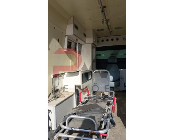 Foto de ESP/CAMINHÃO/AMBULANCIA I/M.BENZ 415 MARIMAR A, DIESEL, 2016/2017, BRANCA, RENAVAM: 01114901390, CHASSI: 8AC906633HE127896, NO ESTADO EM QUE SE ENCONTRA.