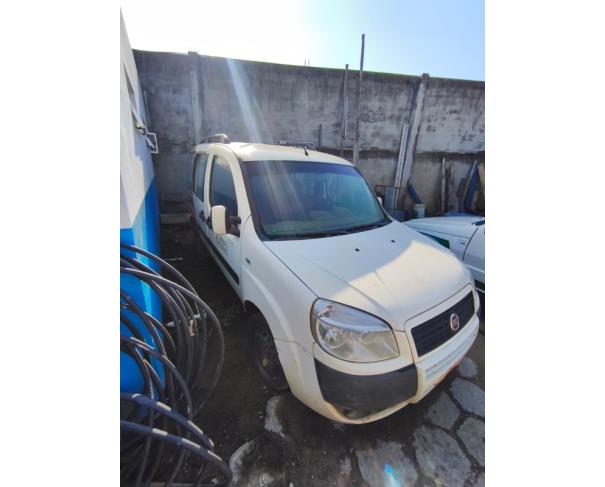 Foto de AUTOMOVEL, FIAT/DOBLO ESSENCE 7L E, BRANCA, 2017/2017, ALCOOL/GASOLINA, CHASSI: 9BD1196GDH1140860, RENAVAM: 01130829100, NO ESTADO EM QUE SE ENCONTRA.