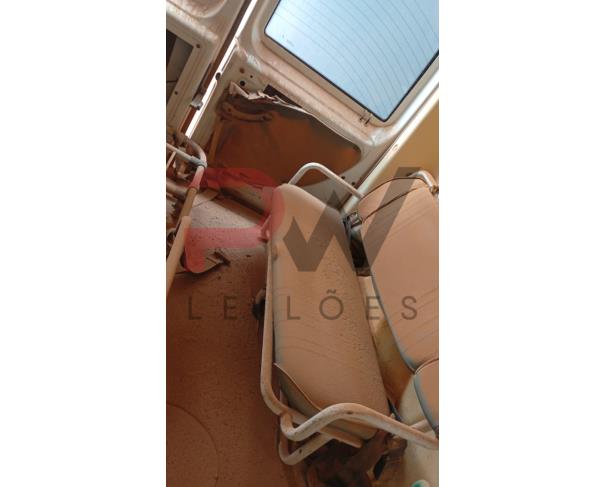 Foto de CAMINHONETE FIAT/DOBLO GREENCAR MO4, ALCOOL/GASOLINA, BRANCA, 2016/2016, CHASSI: 9BD22315UG2042245, RENAVAM: 01113629450, NO ESTADO EM QUE SE ENCONTRA.