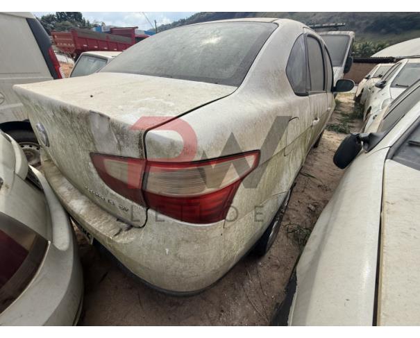 Foto de AUTOMOVEL FIAT/SIENA ESSENCE 1.6, ALCOOL/GASOLINA, BRANCA, 2014/2015, CHASSI: 9BD197163F3235485, RENAVAM: 01033945258, NO ESTADO EM QUE SE ENCONTRA.
