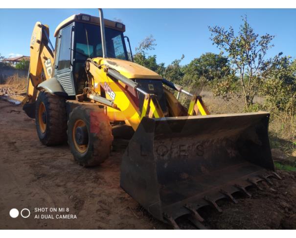 Foto de RETROESCAVADEIRA JCB 3C - CHASSI: 9B9214T14EBDT4892, ANO 2014/2014, PLACA FICTICIA: RET-3333, NO ESTADO EM QUE SE ENCONTRA.