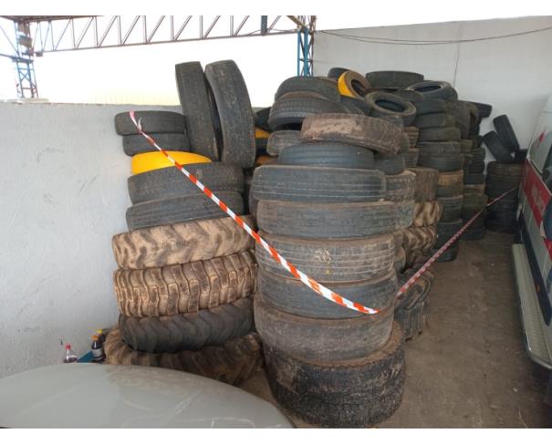 Foto de LOTE CONTENDO DIVERSOS PNEUS USADOS, NO ESTADO EM QUE SE ENCONTRA.